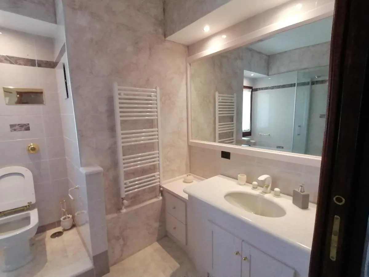 Sardinia B&B House Olbia 0*,  Italien